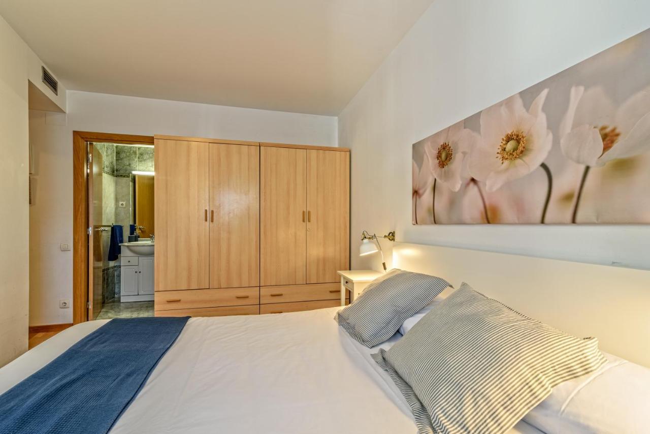 Apartamento&piscina cerca de Barcelona Ripollet Esterno foto