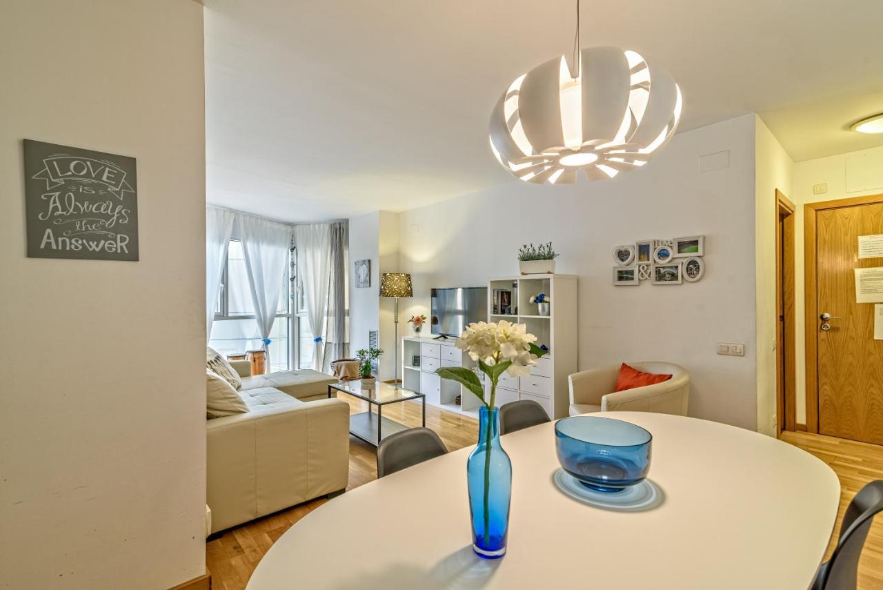 Apartamento&piscina cerca de Barcelona Ripollet Esterno foto